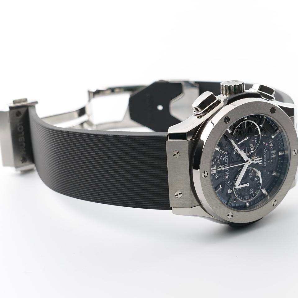 HUB Geneve Men’s Analog Watch – Premium Style, Timeless Design
